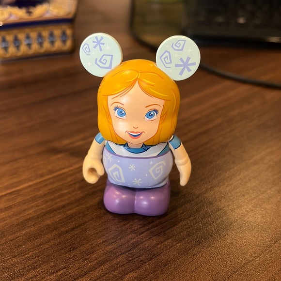 Vinylmation Disney World 50th Collection Alice - Picture 1 of 5